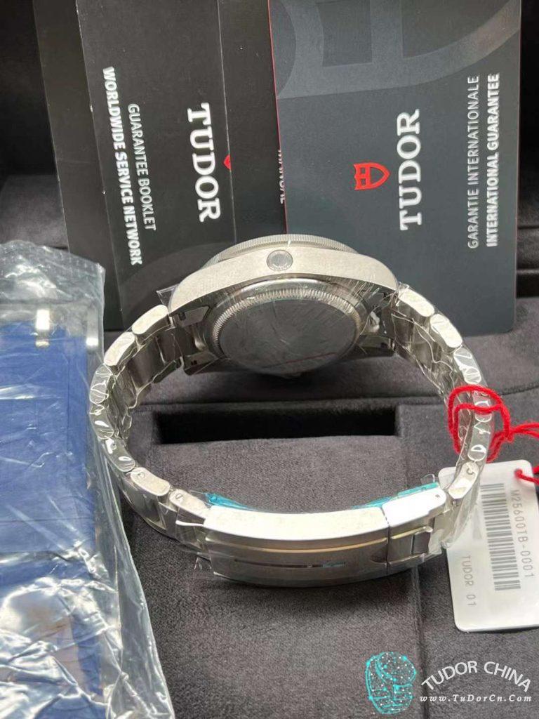 m25600tb-0001实物图