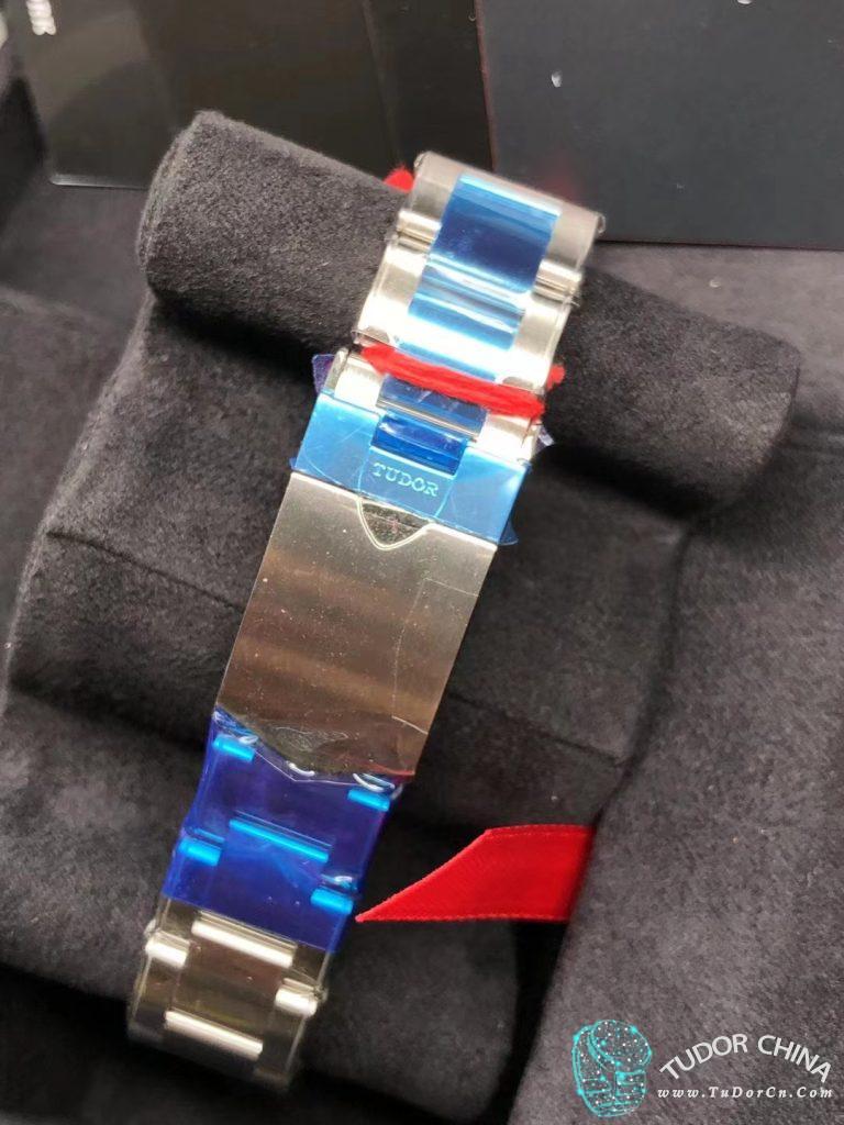 m79030b-0001实物图