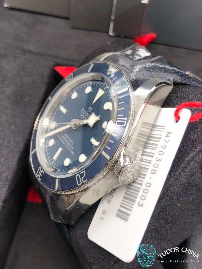 m79030b-0003实物图