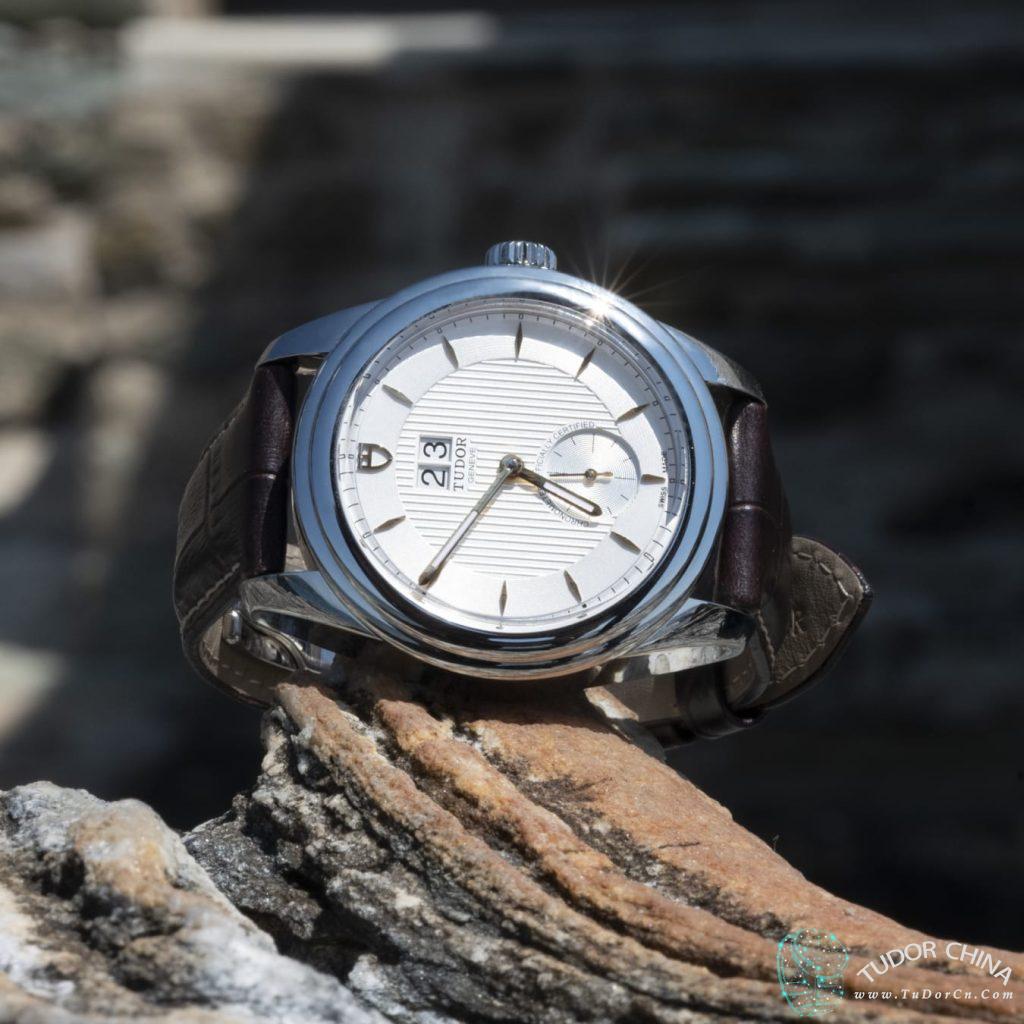 m57100-0017 Physical picture