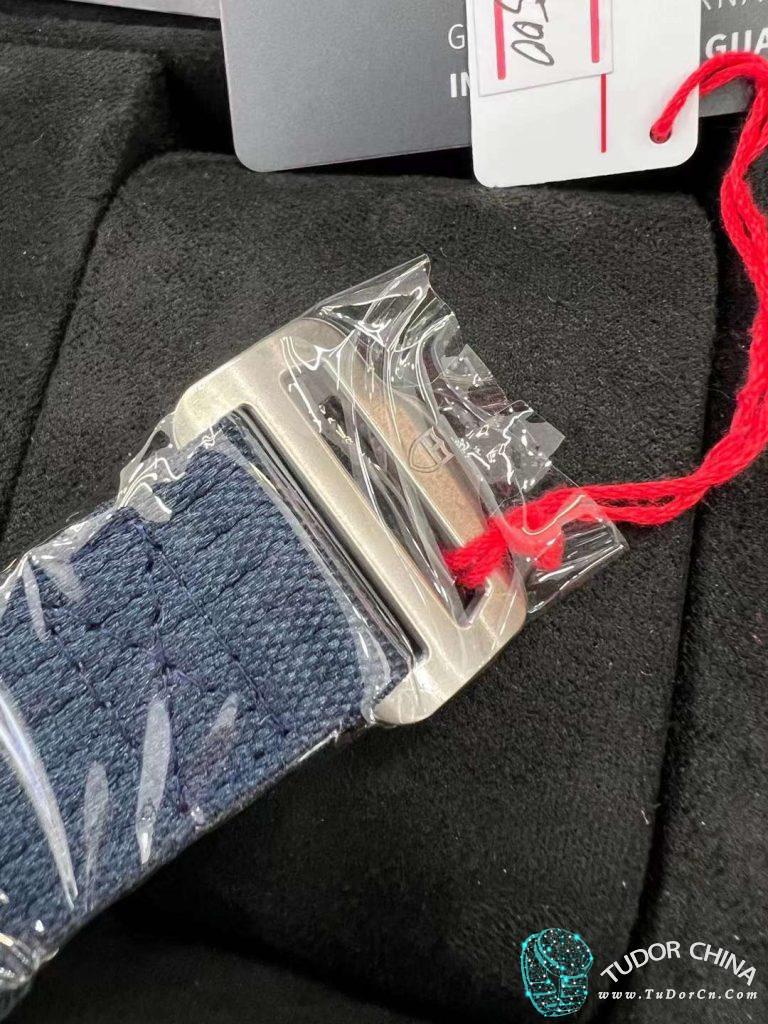 m25707kn-0001 实物图