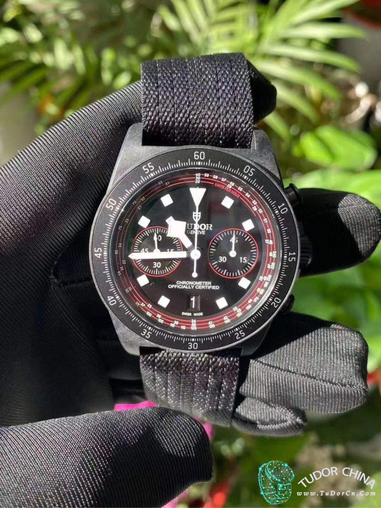 m25827kn-0001 实物图