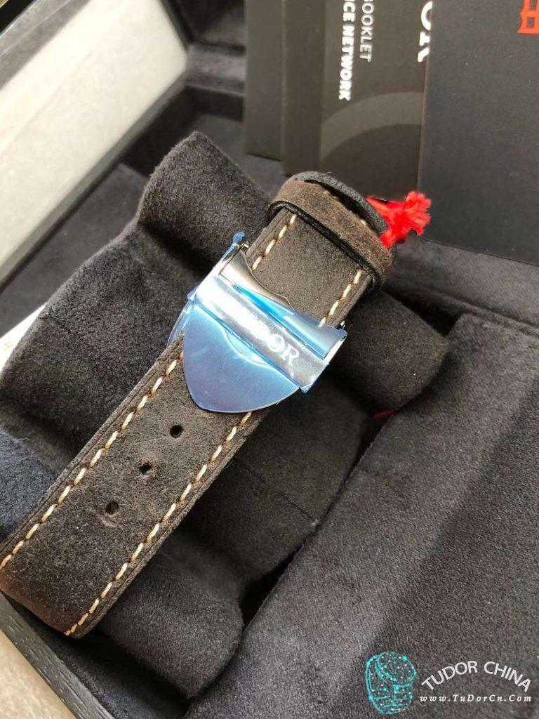 m79363n-0002 Physical picture