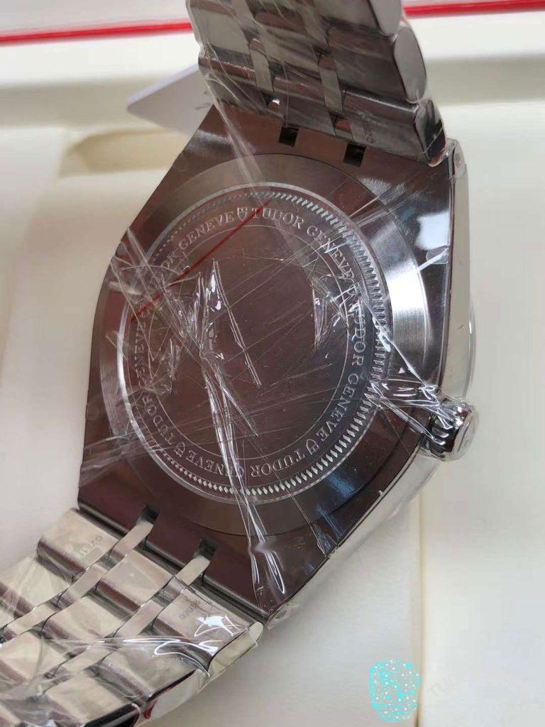 m28600-0004 Physical picture