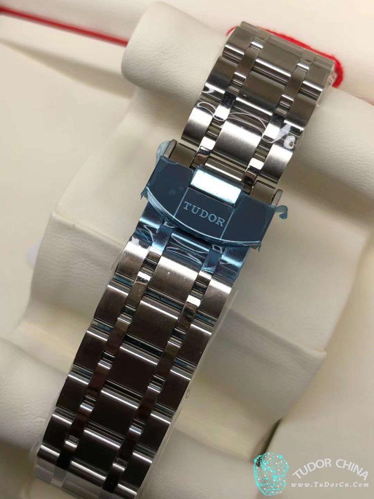 m28600-0004 Physical picture