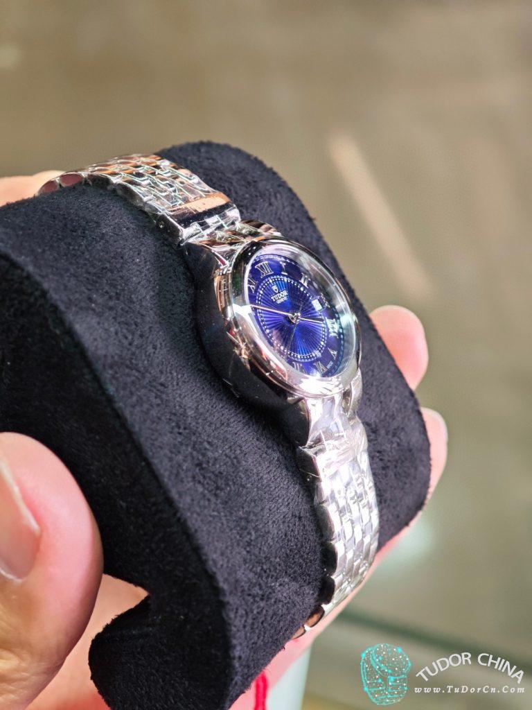 m35200-0009 Physical picture