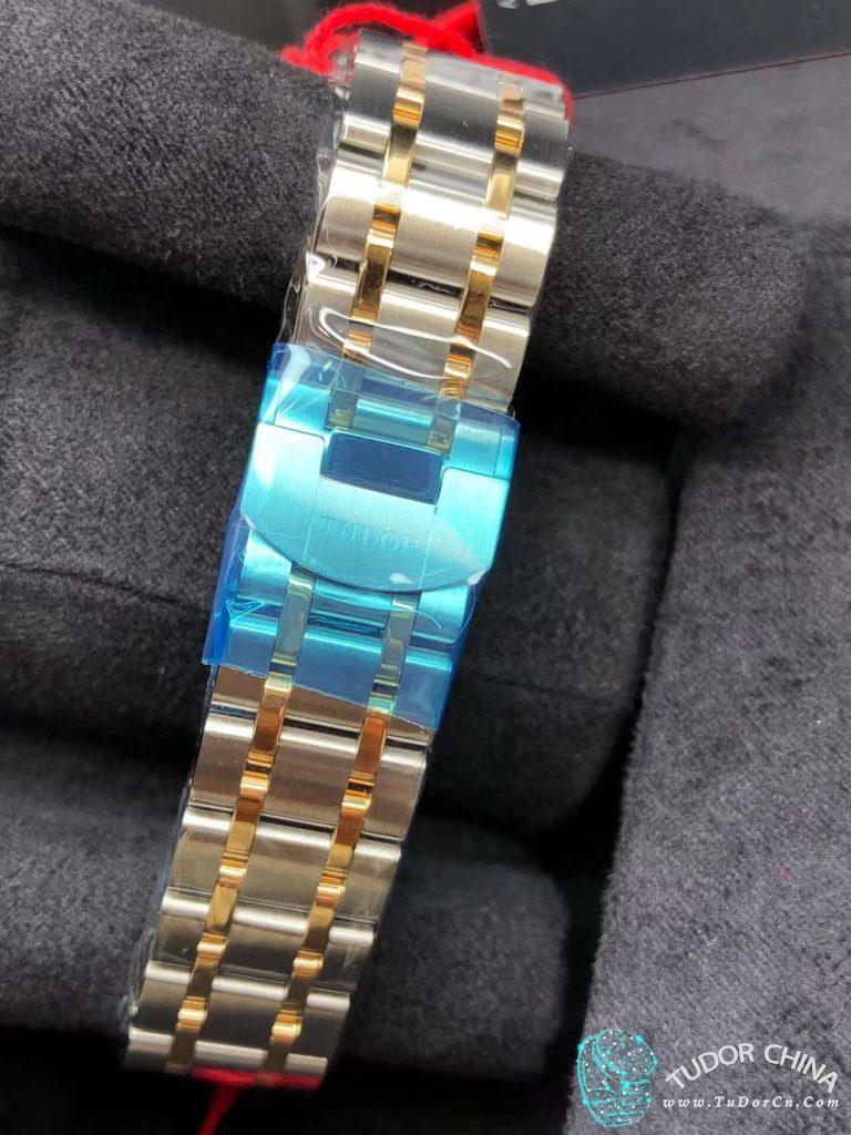 m28403-0002 Physical picture