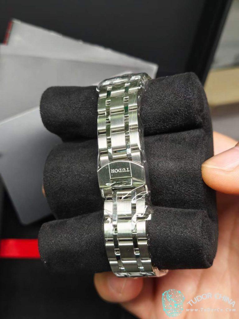 m28400-0009 Physical picture