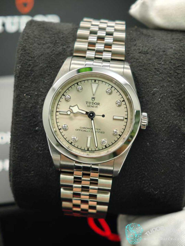 m79600-0006 Physical picture