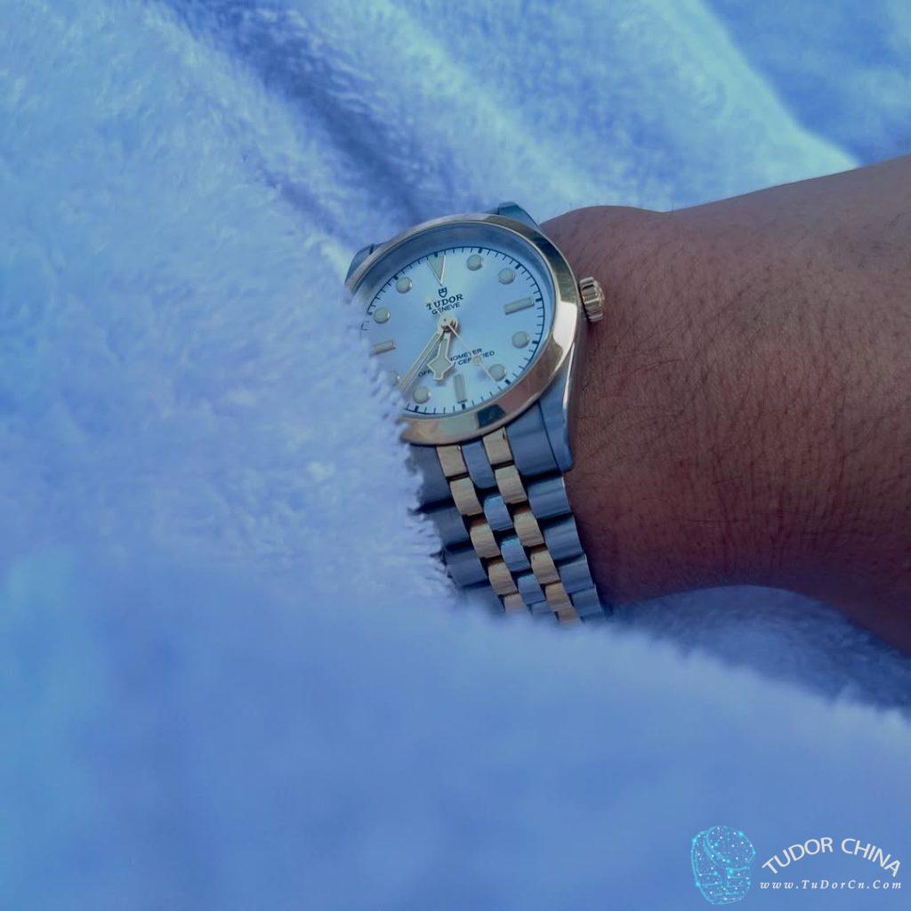 m79603-0002 Physical picture