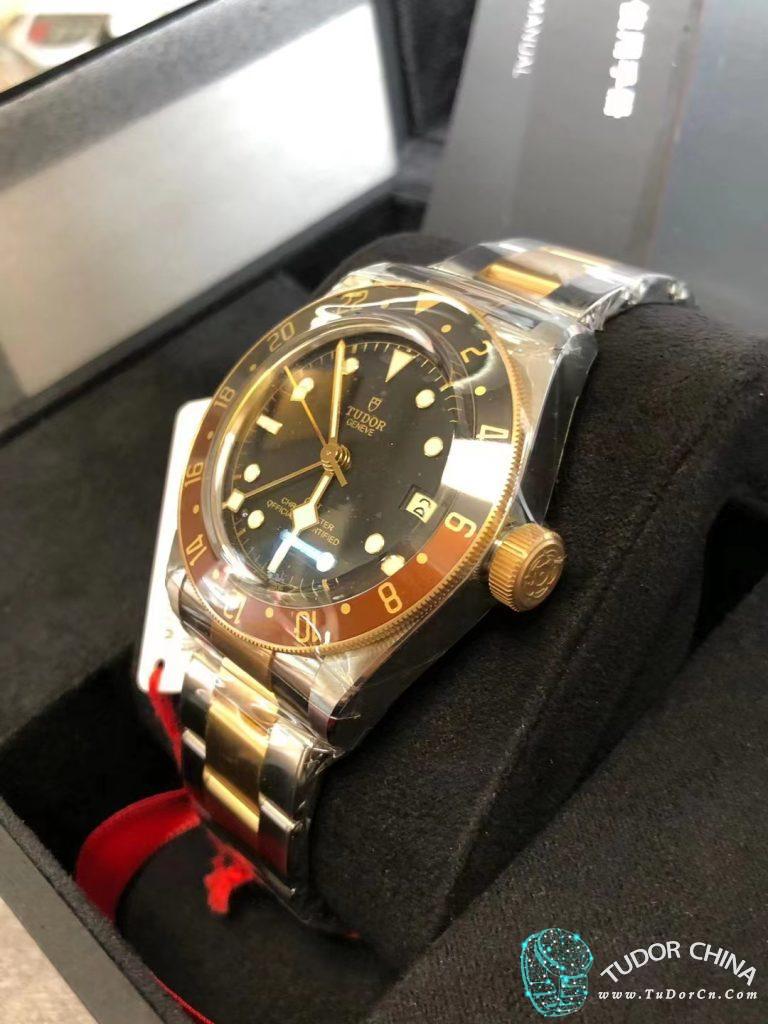 m79833mn-0001 Physical picture 