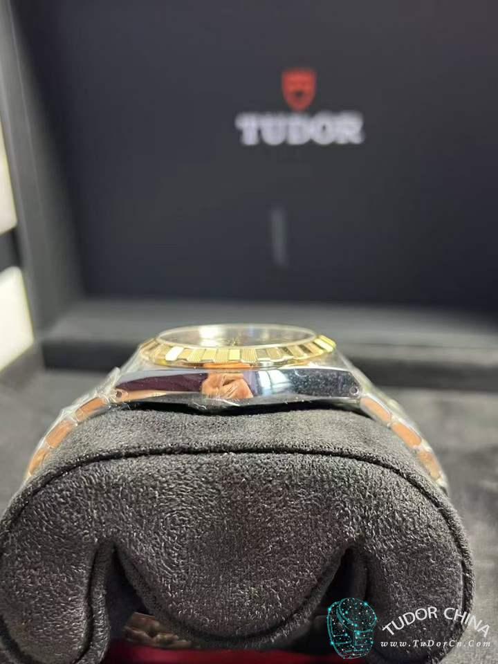 m28403-0008 Physical picture 