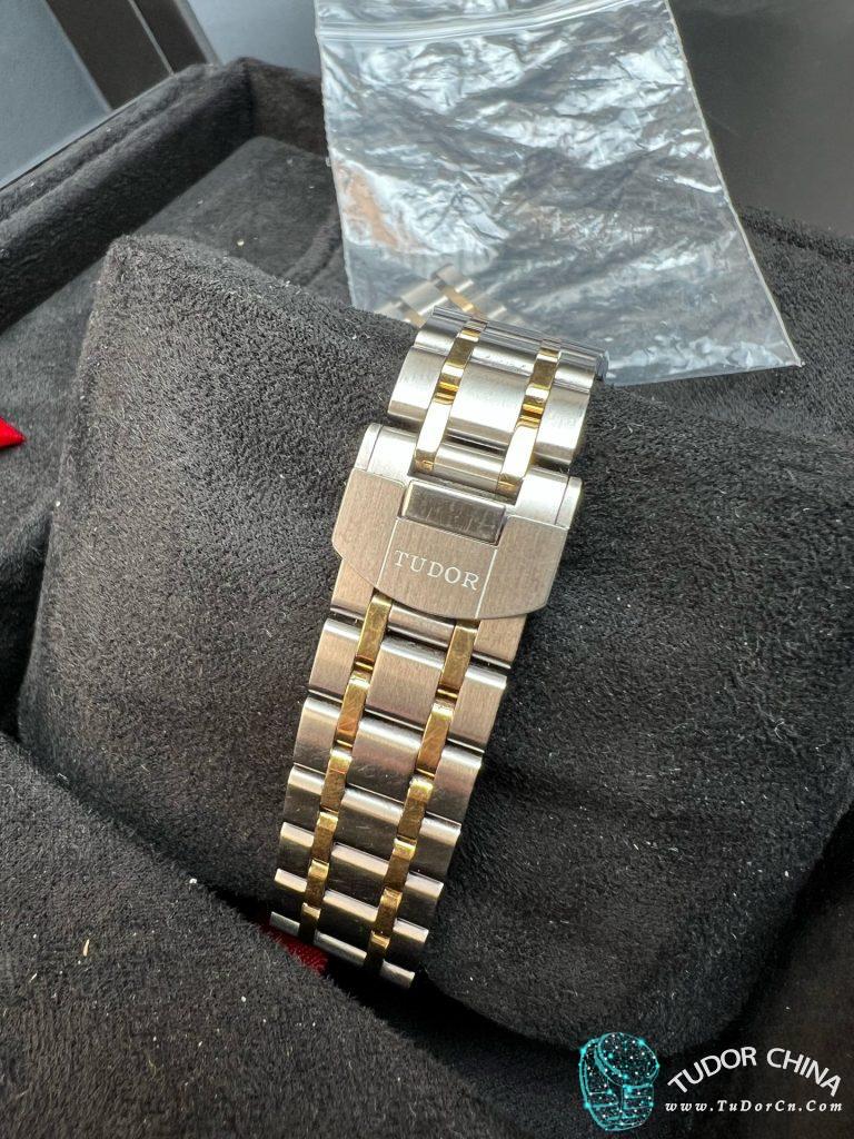 m28403-0005 Physical picture 