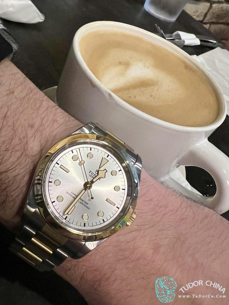 m79683-0002 Physical picture 