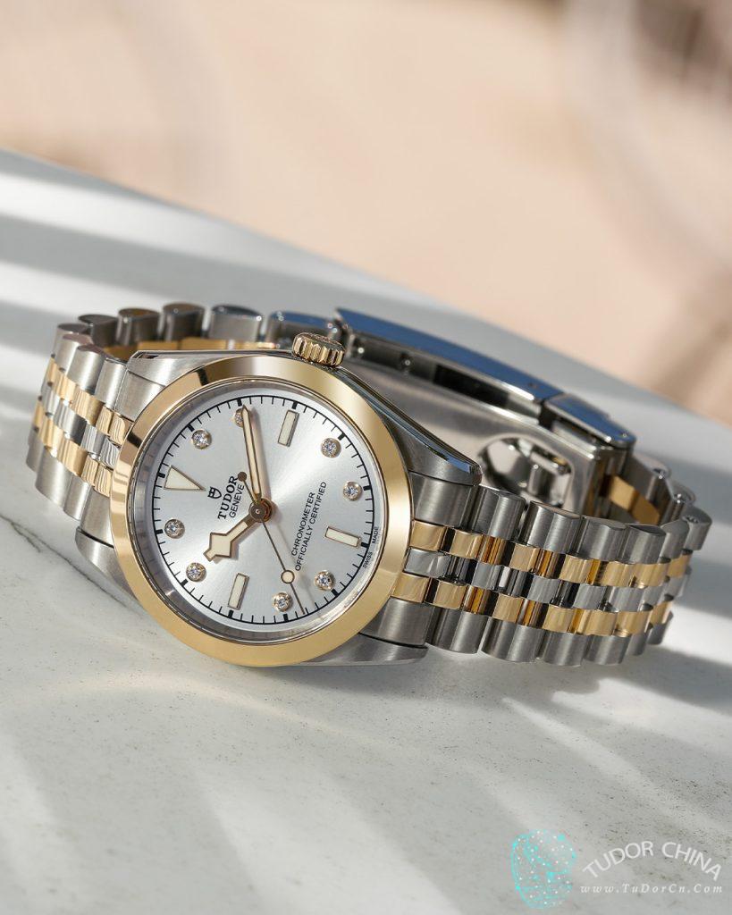 m79683-0007 Physical picture