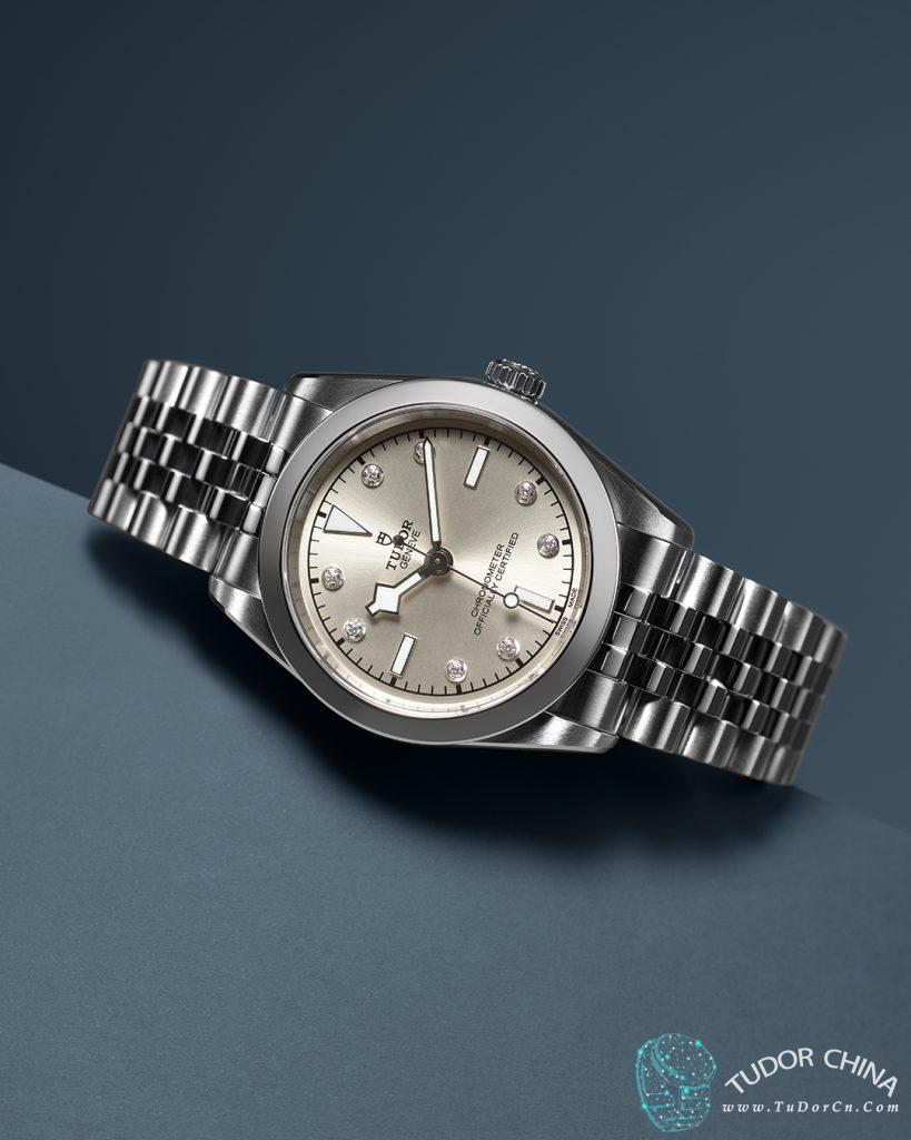 m79680-0006 Physical picture