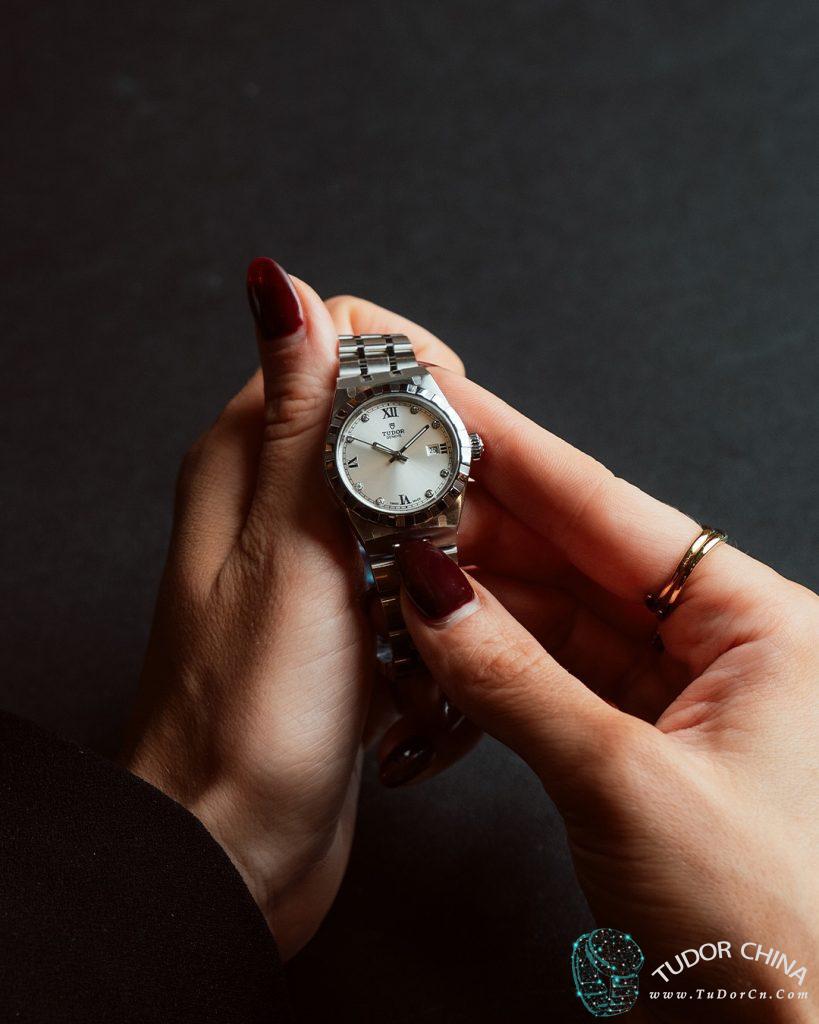 m28300-0002 Physical picture