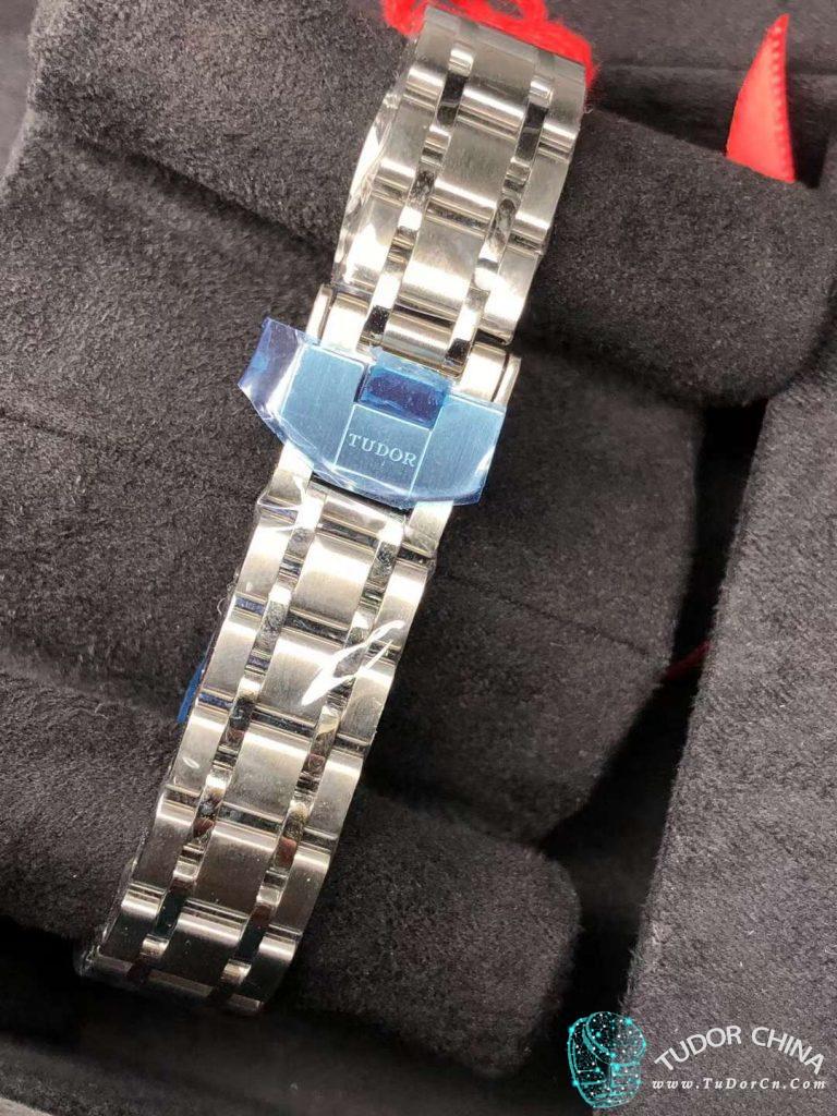 m28300-0005 Physical picture 