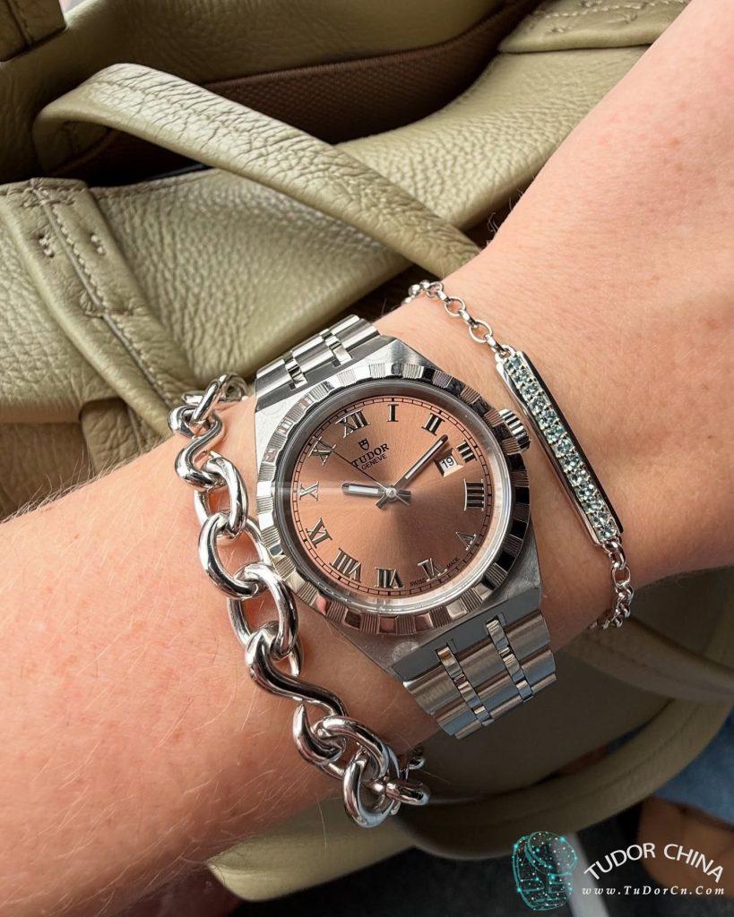 m28300-0008 Physical picture