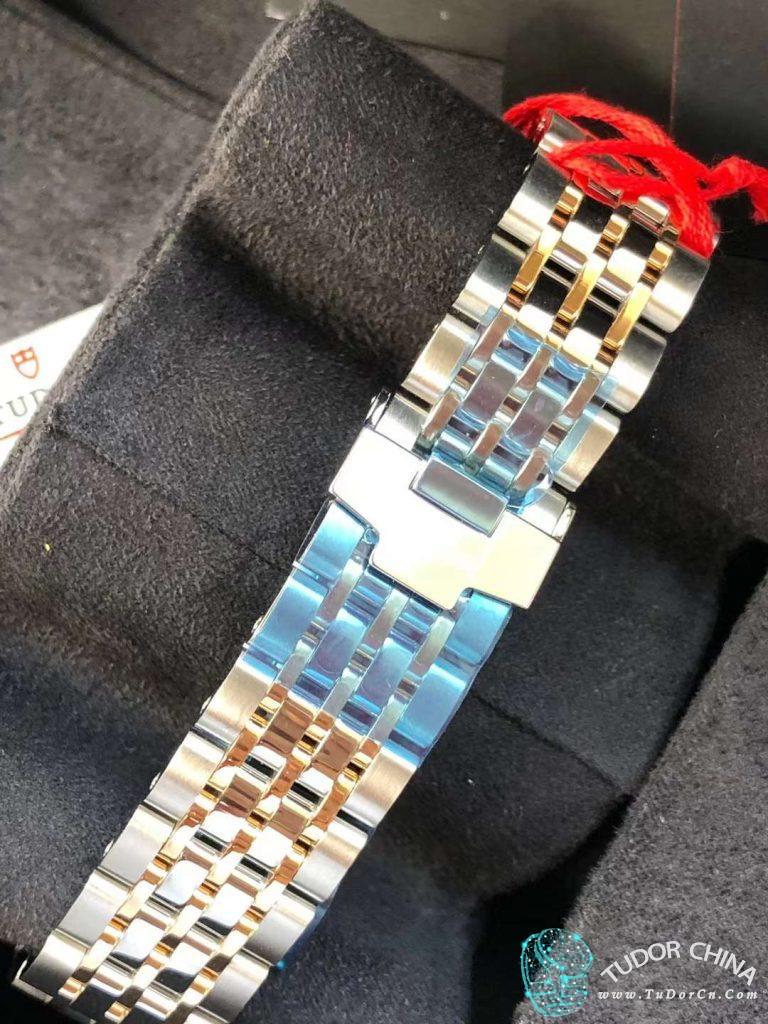 m91451-0009 Physical picture 