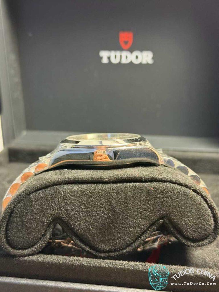 m79660-0003 Physical picture