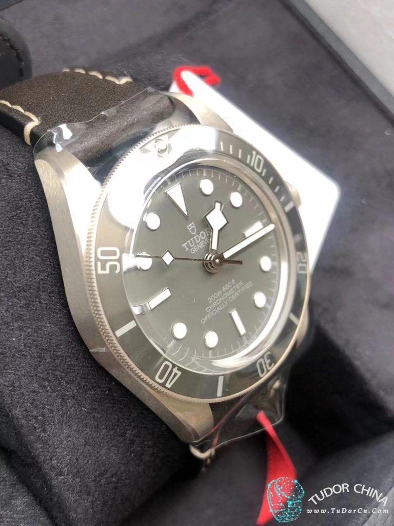 M79010SG-0001 Physical picture 