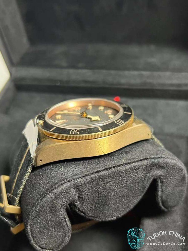 m79250ba-0002 Physical picture 