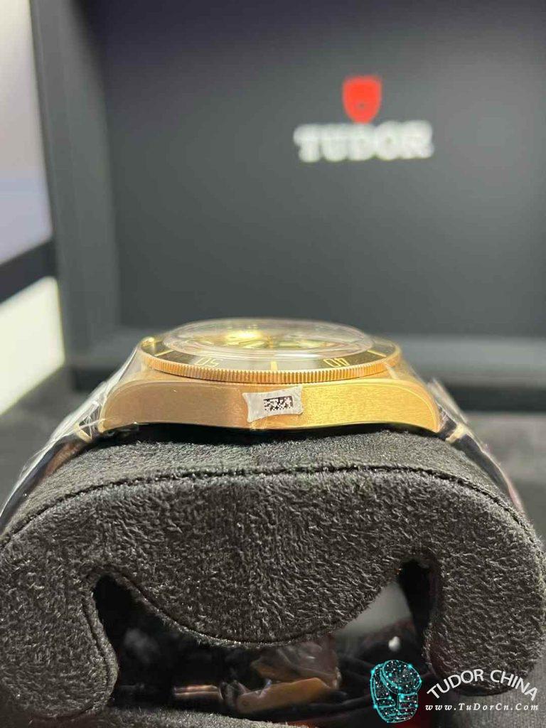 m79018v-0001 Physical picture