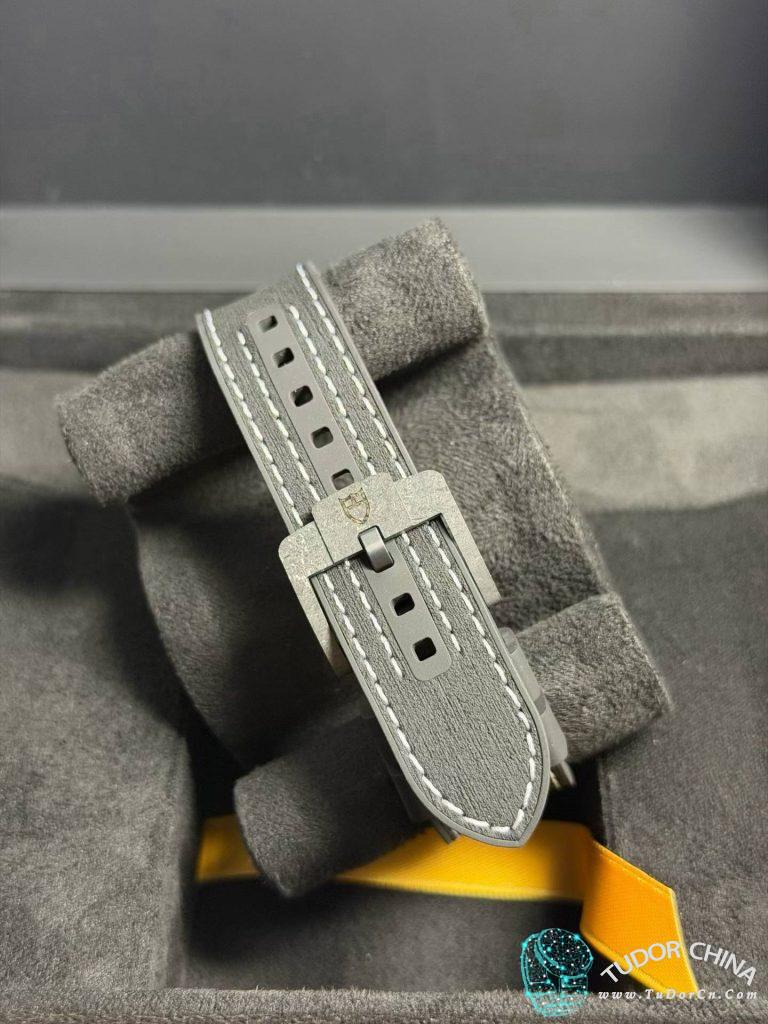 m79377kn-0003 Physical picture